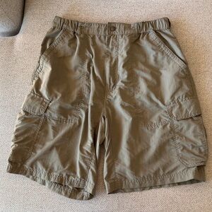 REI Men's Khaki Nylon Cargo Shorts L